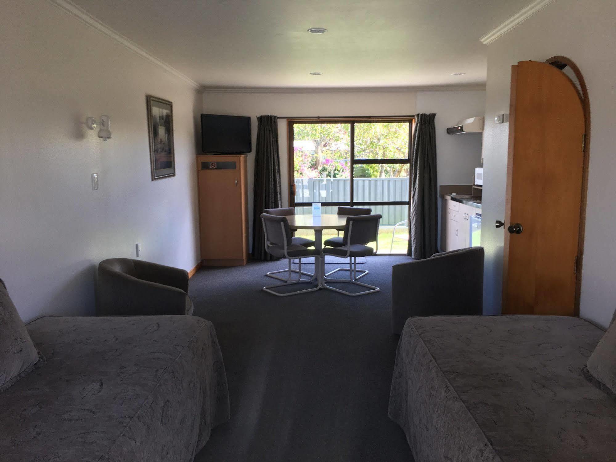 Lakeside & Motel Te Anau